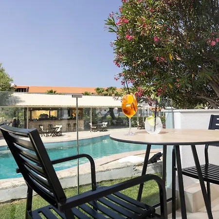 Nikiforos Village Hotel apartamentowy