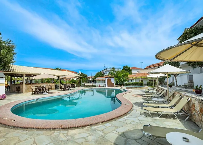 Aparthotel Nikiforos Village 3*