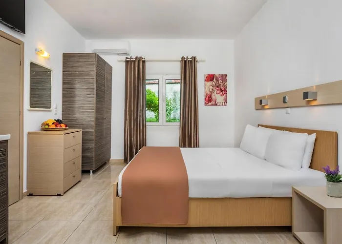 Nikiforos Village 3*