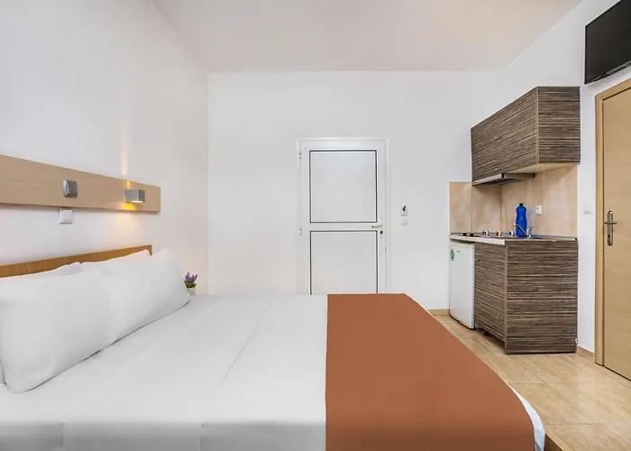 Nikiforos Village 3*