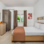 Nikiforos Village 3*