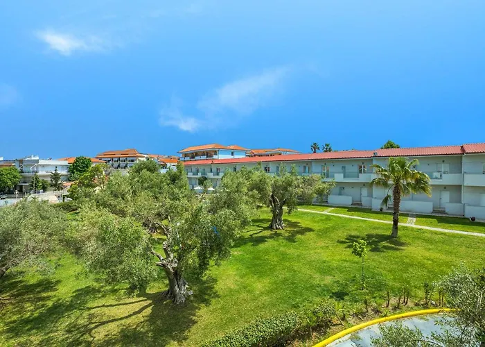 Lägenhetshotell Nikiforos Village 3*